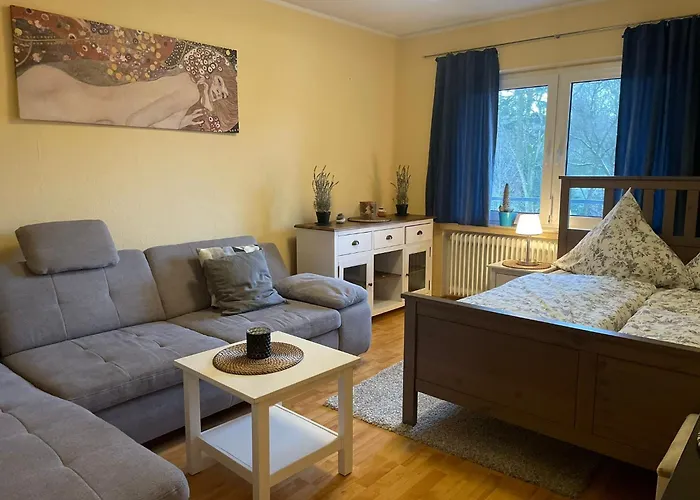 Moderne Zimmer Im Gruenen, Mit Park- Und Meer-Naehe