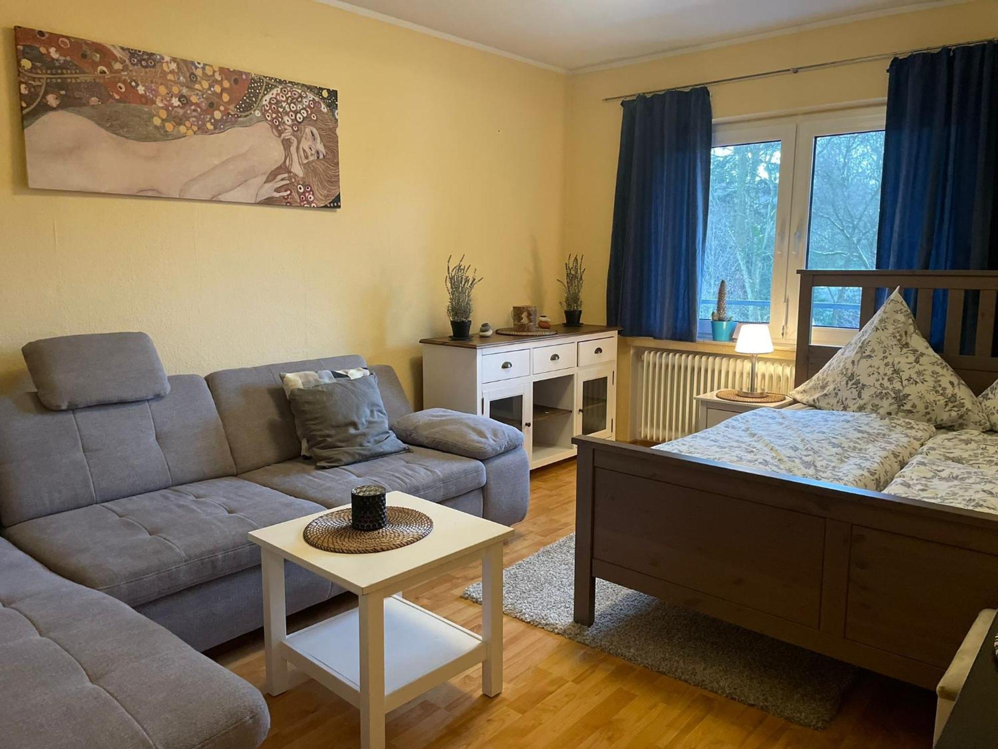 Séjour chez l'habitant Moderne Im Gruenen, Mit Park- Und Meer-naehe *